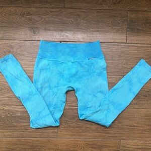 Bombshell blue pattern leggings